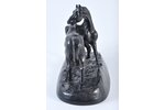 figurālā kompozīcija, Patvaļas zirgi, čuguns, 17x25 cm, svars 2190 g., PSRS, Kasli, 20 gs. 20-30tie...