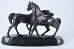 figurālā kompozīcija, Patvaļas zirgi, čuguns, 17x25 cm, svars 2190 g., PSRS, Kasli, 20 gs. 20-30tie...