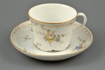 tea pair, Gardner porcelain factory, Russia, the 2nd half of the 19th cent., saucer Ø 11.5 см, cup Ø...