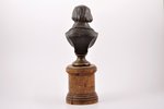 krūšutēls, Gogolis, bronza, h = 33 (12,8 + 20,2) cm, svars 2550 g., Krievijas impērija, K.F.Verfeļ,...