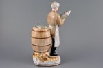statuete, Baikāla zvejnieks, porcelāns, PSRS, Haitinskas porcelāna rūpnīca, 1954-1957 g., 22.5 cm, p...