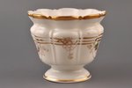 tea pair, porcelain, M.S. Kuznetsov manufactory, Russia, 1891-1917, Ø (saucer) 14.5 cm, h (cup) 7 cm...