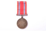 медаль, За Латвию, 1918-1928 (10 лет независимости), с мечами, Латвия, 1928 г., 39.2 x 35.2 мм...