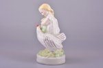 statuete, Meitene ar vistu ("Saulespuķe"), porcelāns, Rīga (Latvija), PSRS, Rīgas porcelāna rūpnīca,...
