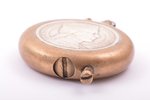 šķiltava, ar divām 5 latu monētām, metāls, sudrabs, Latvija, 20. gs. 1. puse, 6.9 x 5.2 x 1.2 cm, sv...