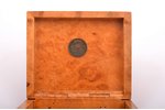 etvija, ar Francijas Goda leģiona nozīmi, Karēlijas bērzs, 8.9 x 10.7 x 3 cm...