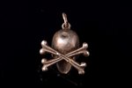 a pendant, "Skull" (BONE FRAGMENT GLUED), silver, 84 ПТ standard, the item's dimensions 1.8 x 1.7 cm...