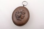 a medallion, cameo, wood, the item's dimensions 5.2 x 4 x 2.3 cm...