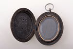 a medallion, cameo, wood, the item's dimensions 5.2 x 4 x 2.3 cm...