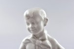 статуэтка, Мальчик, фарфор, Рига (Латвия), СССР, авторская работа, автор модели - Алдона Эльфрида По...