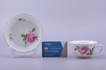 tea pair, porcelain, Meissen, Germany, Ø (saucer) 13.1 cm, h (cup) 5.2 cm, insignificant micro chip...