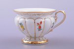 tea trio, porcelain, Meissen, Germany, h (cup) 5.9 cm, Ø (saucer) 12.2, Ø (dessert plate) 13.8 cm...