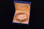 a bracelet, gold, 585 standard, 28.54 g., the diameter of the bracelet 5.3 x 6.1 cm, pearl, Finland,...