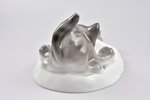 figurine, ashtray "A Cat and a Mouse", porcelain, Riga (Latvia), M.S. Kuznetsov manufactory, 1934-19...