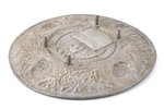 dekoratīvs šķīvis, Latvijas valsts dibināšanas piemiņai, LKVB, metāls, Latvija, Ø 22 cm, attēlotas č...