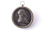 sienas medaljons, Aleksandrs I, čuguns, Ø 8.3 cm, svars 85.45 g....