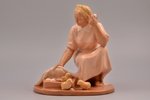statuete, Sieviete ar cāļiem, keramika, Lietuva, PSRS, Kaunas kombināts "Daile", 20 gs. 60tie gadi,...