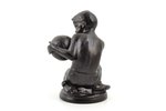 figurine, "Boy inflates the ball", cast iron, h 9.4 cm, weight 624.35 g., USSR, Kasli, 1963...