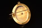 pendant-brooch, gold, 18 k standard, 14.41 g., the item's dimensions 4.2 x 3.2 cm, pearl...