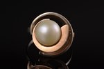 a ring, gold, silver, 875, 375 standard, 4.86 g., the size of the ring 18.5, pearl, Ukraine, diamete...