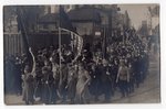 фотография, Рига, демонстрация 1 мая, Латвия, начало 20-го века, 13,8x8,8 см...