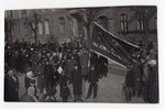 фотография, Рига, демонстрация 1 мая, Латвия, начало 20-го века, 13,6x8,5 см...