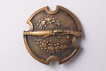 badge, Army expert-shooter (automatic rifle shooting), Latvia, 20-30ies of 20th cent., Ø 30 mm, 6.50...