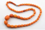 beads, 60.3 g., the item's dimensions 74.5 cm, amber, largest stone size 2.6 x Ø2.15 cm...