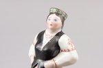 statuete, Tautu meita, porcelāns, Rīga (Latvija), M.S. Kuzņecova rūpnīca, 1934-1936 g., 10 cm, pirmā...
