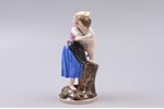 статуэтка, Дама с младенцем, фарфор, Российская империя, Гарднер, середина 19-го века, 13.4 см, рест...