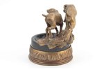 figurālā kompozīcija-pelnu trauks, "Mednieku suņi", bronza, marmors, h 12.5 cm, svars 2250 g., 20. g...
