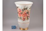 vase, "Roses", porcelain, Rīga porcelain factory, hand-painted, sketch by Maiya Zagrebaeva, Riga (La...