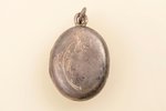 a medallion, silver, 875 standard, 6.7 g., the item's dimensions 2.9 x 2 cm, the 20ties of 20th cent...