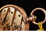 женские корсажные часы, с ключиком, Франция, золото, эмаль, 18 K проба, 3.9 x 3.2 см, Ø 32 мм...