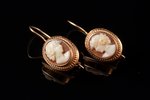 earrings, cameo, gold, 585 standard, total weight of items 1.425 g., the item's dimensions 1.3 x 1.1...