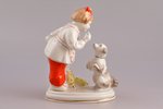 statuete, Meitene ar suni, porcelāns, Rīga (Latvija), PSRS, Rīgas porcelāna rūpnīca, modeļa autors -...