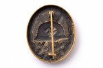 badge, Wound badge, Third Reich, 3rd class, Germany, 40ies of 20 cent., 44 x 36.7 mm, 13.8 g...