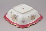 fruit dish, porcelain, M.S. Kuznetsov manufactory, Russia, 1891-1917, 26.4 x 25.5 cm, h 6.3 cm, Dmit...
