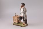 статуэтка, Мужик, курящий трубку, бисквит, Российская империя, Гарднер, конец 19-го века, h 23 см, б...
