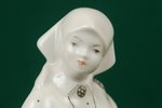 статуэтка, Народная девушка, фарфор, Рига (Латвия), СССР, авторская работа, автор модели - Алдона Эл...