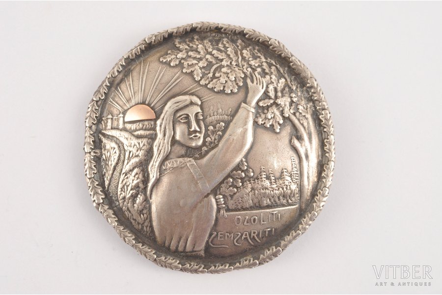 Sakta "Ozoliti zem zariti", silver, 875 standard, 14.77 g., the item's dimensions 6.5 cm, the 20-30ties of 20th cent., Latvia