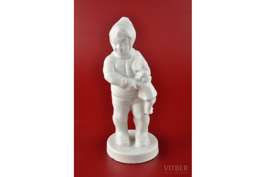 figurine, A Girl with a Doll, porcelain, Riga (Latvia), USSR, sculpture's work, molder - Aldona Elfrida Pole-Abolina, 1955, 18 cm, prototype of the figurine - author's child
