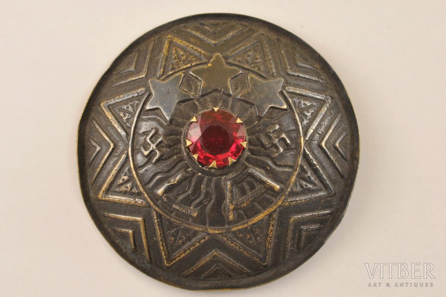 Sakta "LA", metāls, 21.9 g., izstrādājuma izmērs 7.5 cm, 20 gs. 20-30tie gadi, Latvija