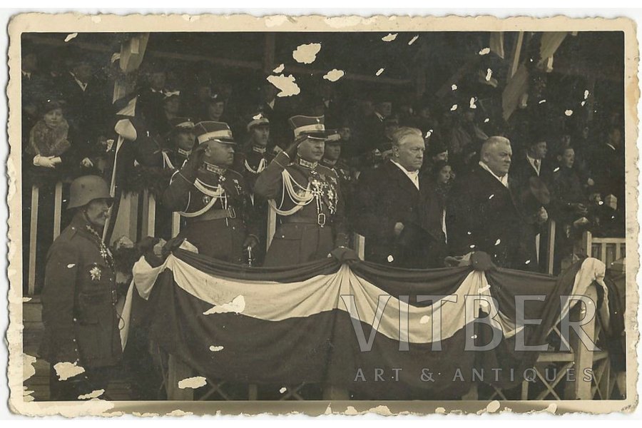 фотография, Латвийский президент К.Ульманис на параде, 20-30е годы 20-го века, 8.5x13.5 см