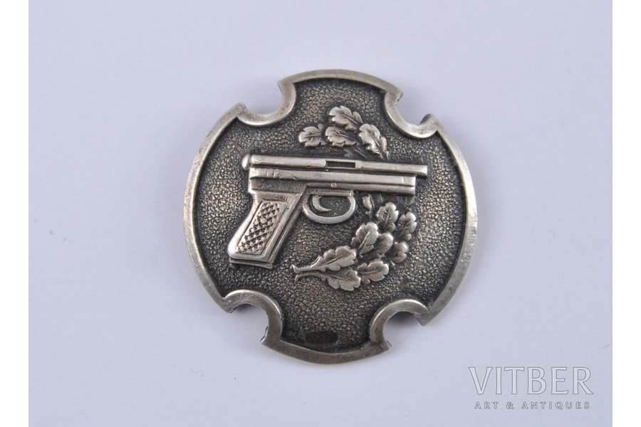 знак, За отличную стрельбу из пистолета, серебро, Латвия, 20е-30е годы 20го века, 32x32 мм, 8.4 г