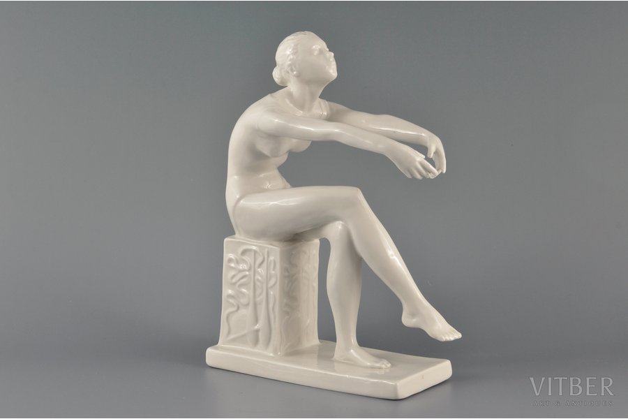 figurine, A Gymnast Sitting with a Hoop, porcelain, USSR, sculpture's work, LFZ - Lomonosov porcelain factory, molder - Ludmila Volkova, the 70-80ies of 20th cent., 21х16 cm