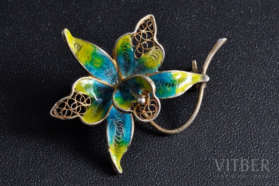 a brooch, Flower, silver, 800 standard, 4.11 g., the item's dimensions 3.8х3 cm, the 40-50ies of 20 cent., Italy, Florence filigree