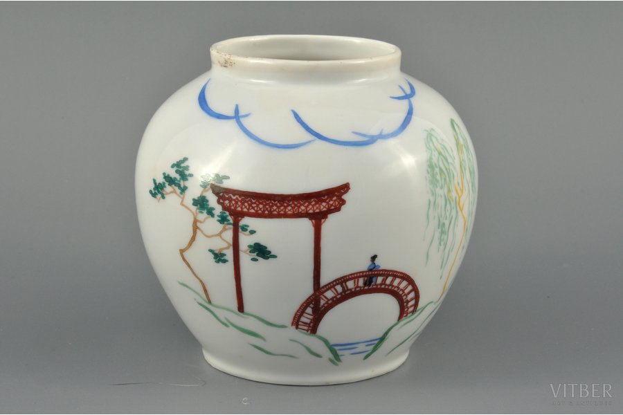 vase, Oriental motif, J.K. Jessen manufactory, Riga (Latvia), the 30ties of 20th cent., 8.5, Ø 10.3 cm