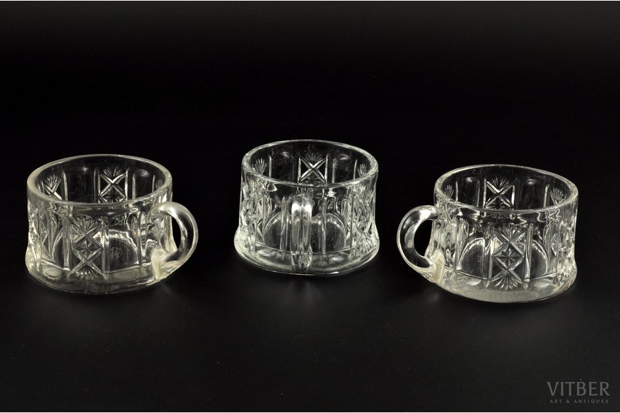 3 чашки, Российская империя, начало 20-го века, h = 5 см, Ø = 8.1 см, патент от министерства финансов на 10 лет, 1905 г.