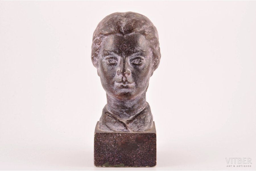 the bust of the Indira Gandi, ģipsis, USSR, sculpture's work, molder - Victor Aleksandrovitch Burlyayev, the 50ies of 20th cent., 19 cm